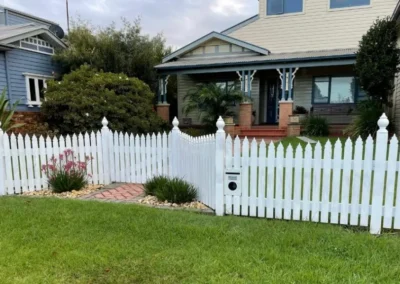 fence painting